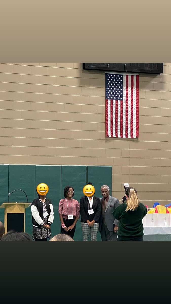 ArthurAsheJrES's tweet photo. Congratulations to our 5th grade All-Star who represented Ashe for the Henrico History Project.  Her project on Henrico Reconstruction won 2nd place in the Fairfield District at tonight’s celebration! #settingthestageforsuccess🎬 #AllStarsShine⭐️ https://t.co/3Hz4tm1TWY