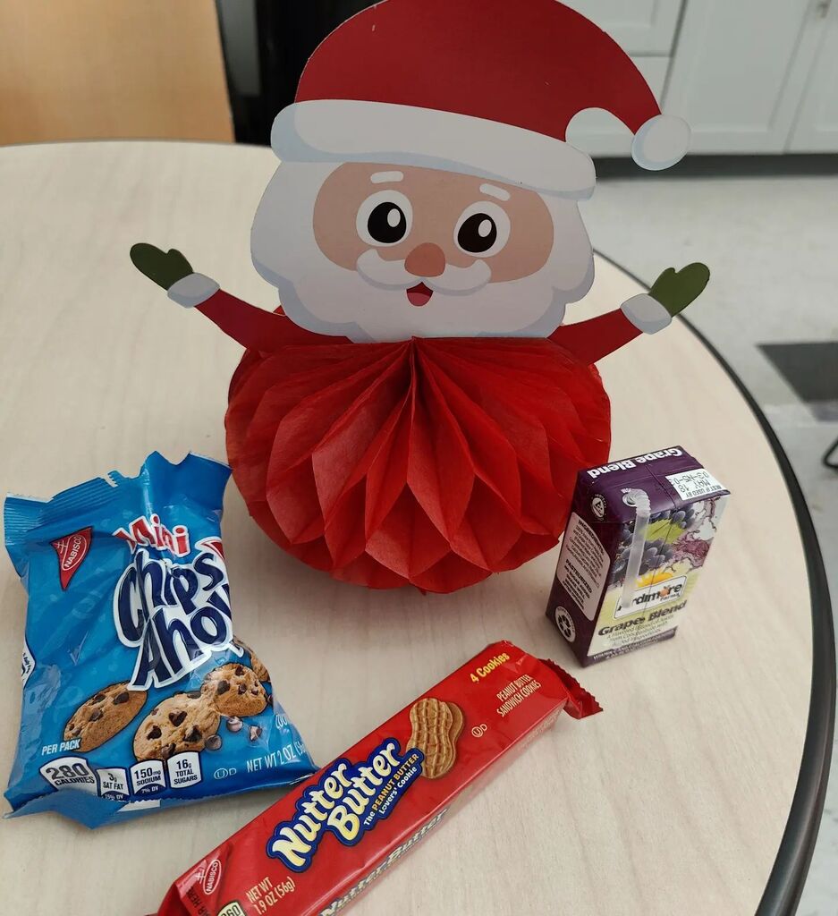 Santa reminds you to donate blood and eat snacks. #donateblood