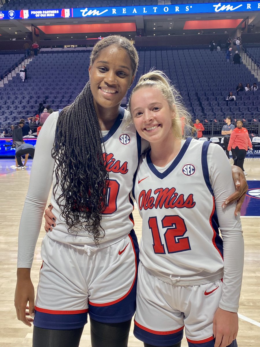 TriciaRCantrell's tweet image. Congrats to @OleMissWBB on their win over Texas Southern. @yanna__20 moved into double digits on an assist from @jordannberry. #hottytoddy