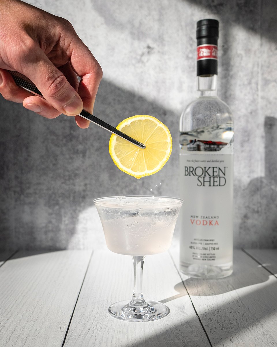 Sweet dreams are made of Broken Shed, lemon and lychee. Who are we to disagree? 

RECIPE:
1.5 oz Broken Shed Vodka
0.75 oz lychee liqueur
0.5 oz fresh lemon juice
0.5 oz simple syrup
2 oz club soda
Garnish: 1 lemon wheel 
.
.
#BrokenShedVodka #Cocktails #Cocktailhour #mixologist