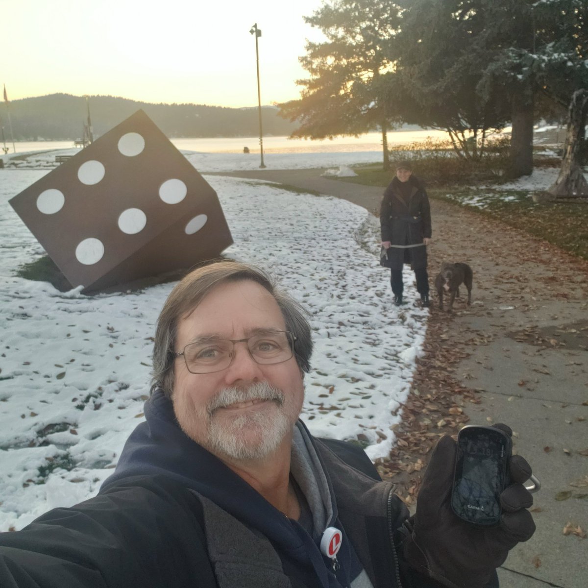 Moldslug's tweet photo. @USGeocaching A3: Agreed to move daughter #3 and her pit bull puppy to Seattle in Nov. Pic from the trip. #USGeocachinghour https://t.co/XM5big8mpc