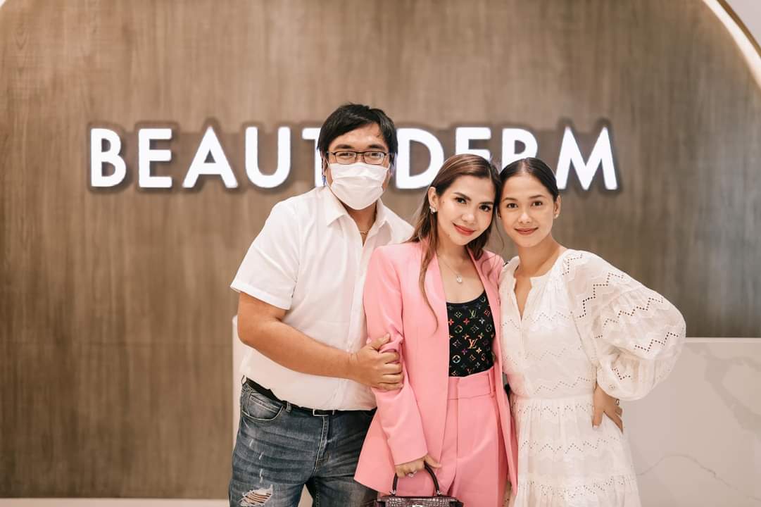 daiIymaja's tweet photo. “GR Esguerra Maja Salvador #Love! 
#beautédermfamily #BEAUTéDERM” 🤍

🔗: https://t.co/tVnOyuptRA
🏷: #MajaSalvador l #Beautéderm
#MajaForBeautéderm l #RheaTan https://t.co/H4hpyA7XrW