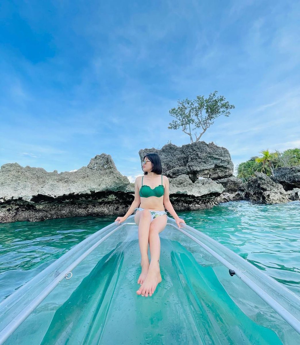 MorphLovely's tweet photo. Vacation at Boracay https://t.co/NtYnbiPdvY