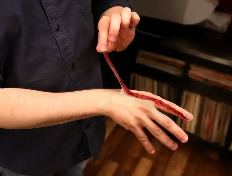 TheOnion's tweet photo. Man Pulling On Loose Hangnail Slowly Unravels Skin From Entire Body https://t.co/69usmVrPfe https://t.co/ubTG65ilBI