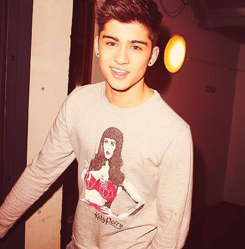 sotypeter's tweet image. feliz aniversário @dancewithkaty te amoo