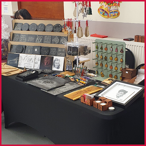 KenMidgleyCraft's tweet photo. I will be attending 2 Craft fairs this weekend - one in Christchurch Christmas Market on Friday 2nd Dec at 5-9pmThe other on Saturday 3rd at 2-5pm at Forgeside Community Centre, Forgeside Blaenavon.  Still have time to pick up some bargains and personalised laser engraved gifts. https://t.co/5MmEX0YP15