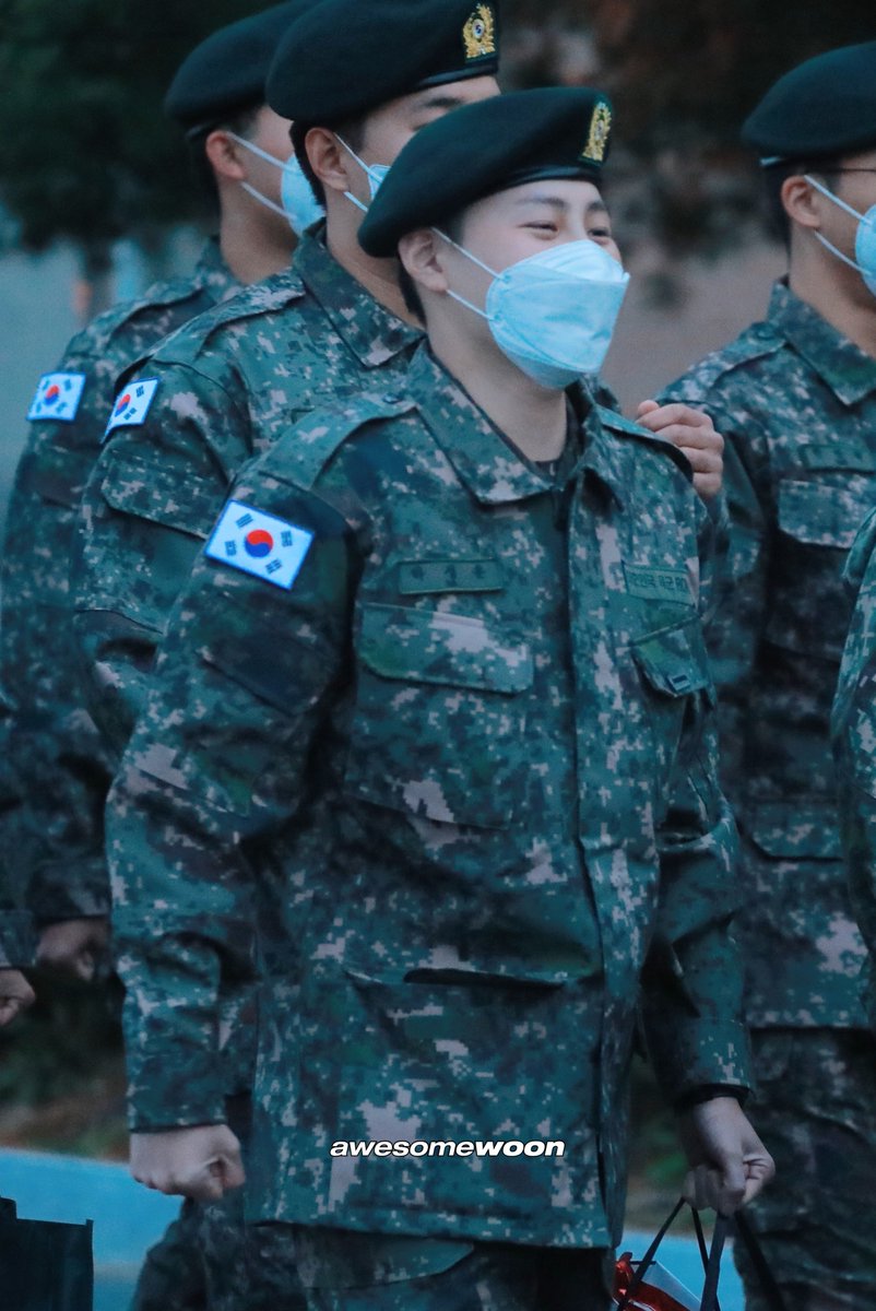 221129 사랑해 하성운 💗
#하성운 #HASUNGWOON
<a href="/gooreumseng/">하성운</a>