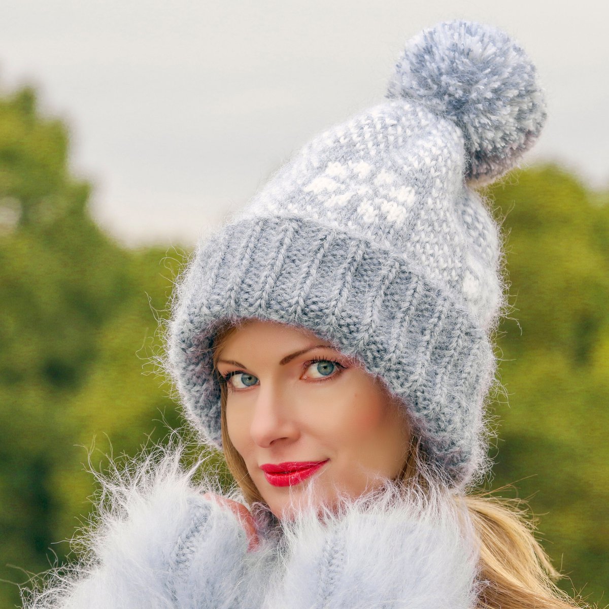 SuperTanyaKnits's tweet photo. Excited to share the latest addition to my #etsy shop: SuperTanya Nordic ski mohair hat hand knitted pom pom Icelandic beanie https://t.co/pffORNHElC #handknitmohairhat #icelandichat #nordichat #thickhat #mohairhat #mohaircap #nordicpattern #fuzzypattern #warmhat https://t.co/Y0jbCfALdQ