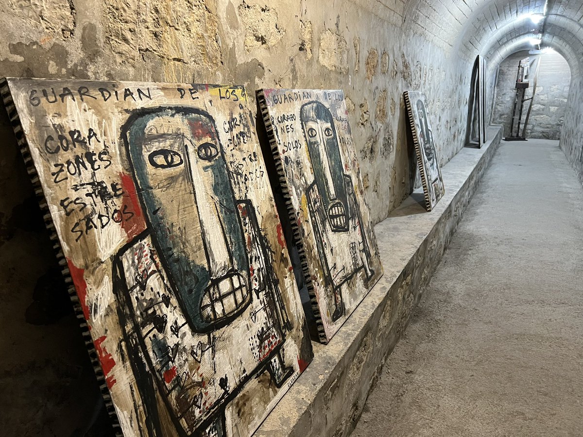 AytoJaen's tweet photo. Abrimos el Refugio Antiaéreo como espacio artístico de reflexión sobre el conflicto en Ucrania 🇺🇦
#RefugiARTE, enmarcada en Art Jaén, está marcada por nuestra #MemoriaHistórica, que nos traslada a la realidad ucraniana: una #guerra cruel y la esperanza por una #paz justa https://t.co/sakIJppMJ1