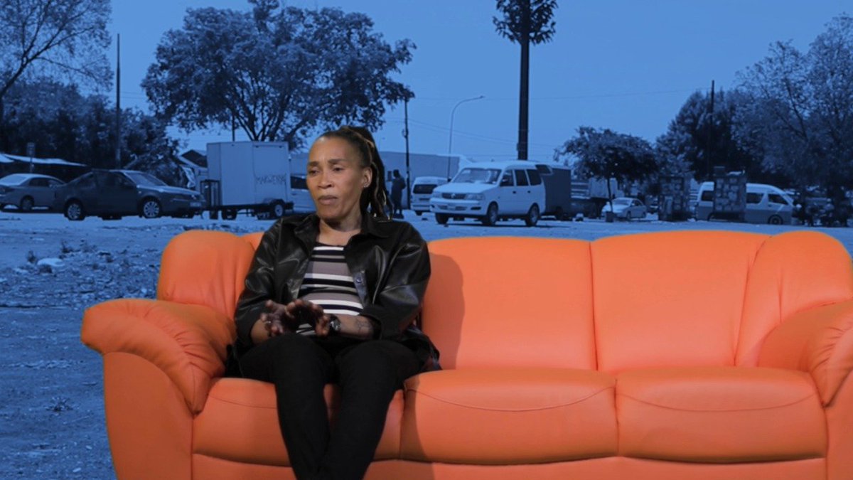 Orange Couch tweet media