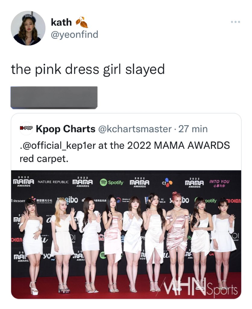 hiyyihsolo's tweet photo. “ pink hair girl”“ pink dress girl” having locals in a chokehold 
#HUENING_BAHIYYIH https://t.co/UFSnv5ut8x