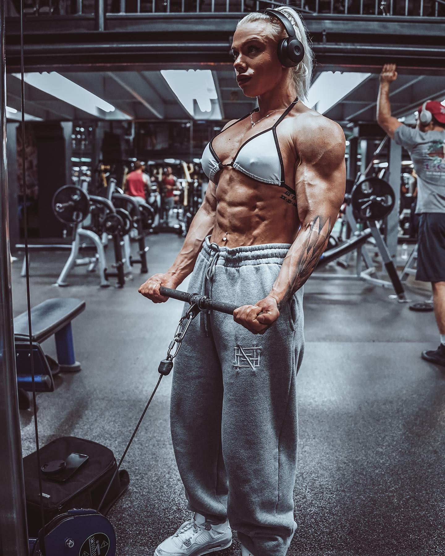 GymGainsYT on Twitter: "pdgde2: Samantha Jerring https://t.co