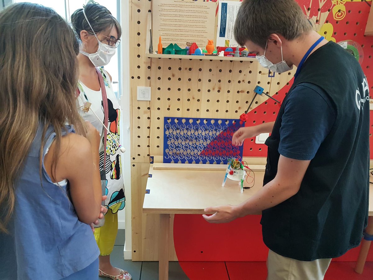 [ 📢 EMPLOI 🧐 ]
Nous recherchons un.e médiateur.trice pour le Plateau Créatif du <a href="/QuaiDesSavoirs/">Quai Des Savoirs</a> pour l'année 2023 ! Profils maker, créatif, bon contact avec le public : rejoignez-nous !
👉 Offre complète ici : bit.ly/3VC2LaS