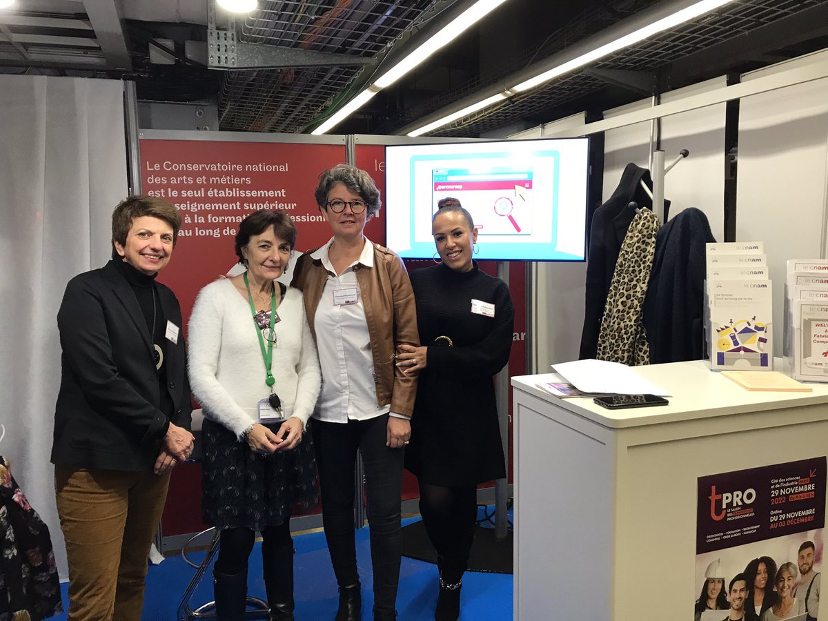Aujourd’hui <a href="/LeCnam/">Le Cnam</a> est au salon des transitions professionnelles à la Cité des sciences et de l’industrie, avec l’équipe de Cnam Entreprises et du Centre Cnam Paris. Venez nous rencontrer jusqu’à 18 h pour construire votre parcours de formation.