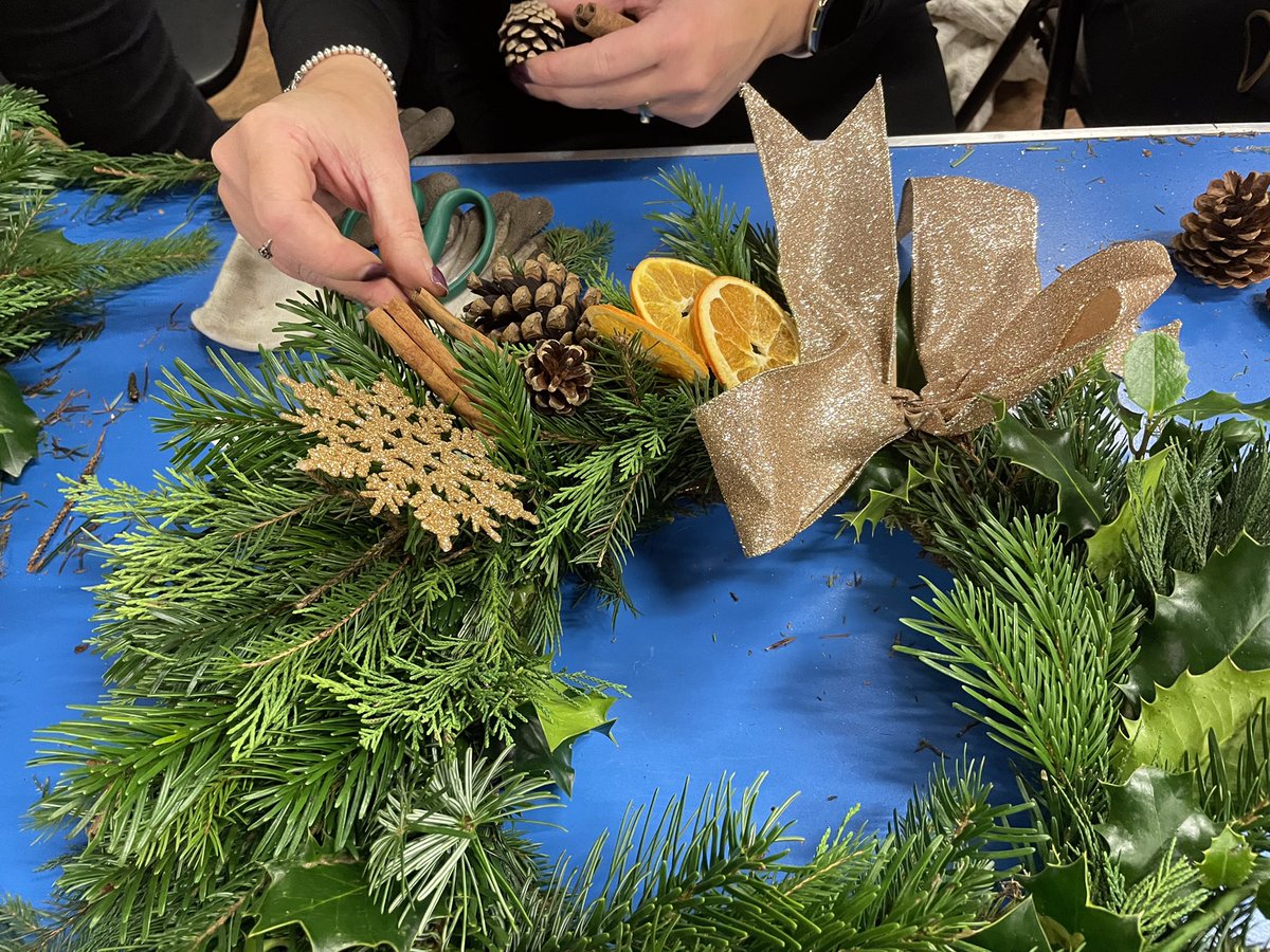 annes_school's tweet photo. Our PTFA Wreath Making Workshop was a great success! ๐
#stannesstafford #wreathmakingworkshop https://t.co/L4frpvBWM1