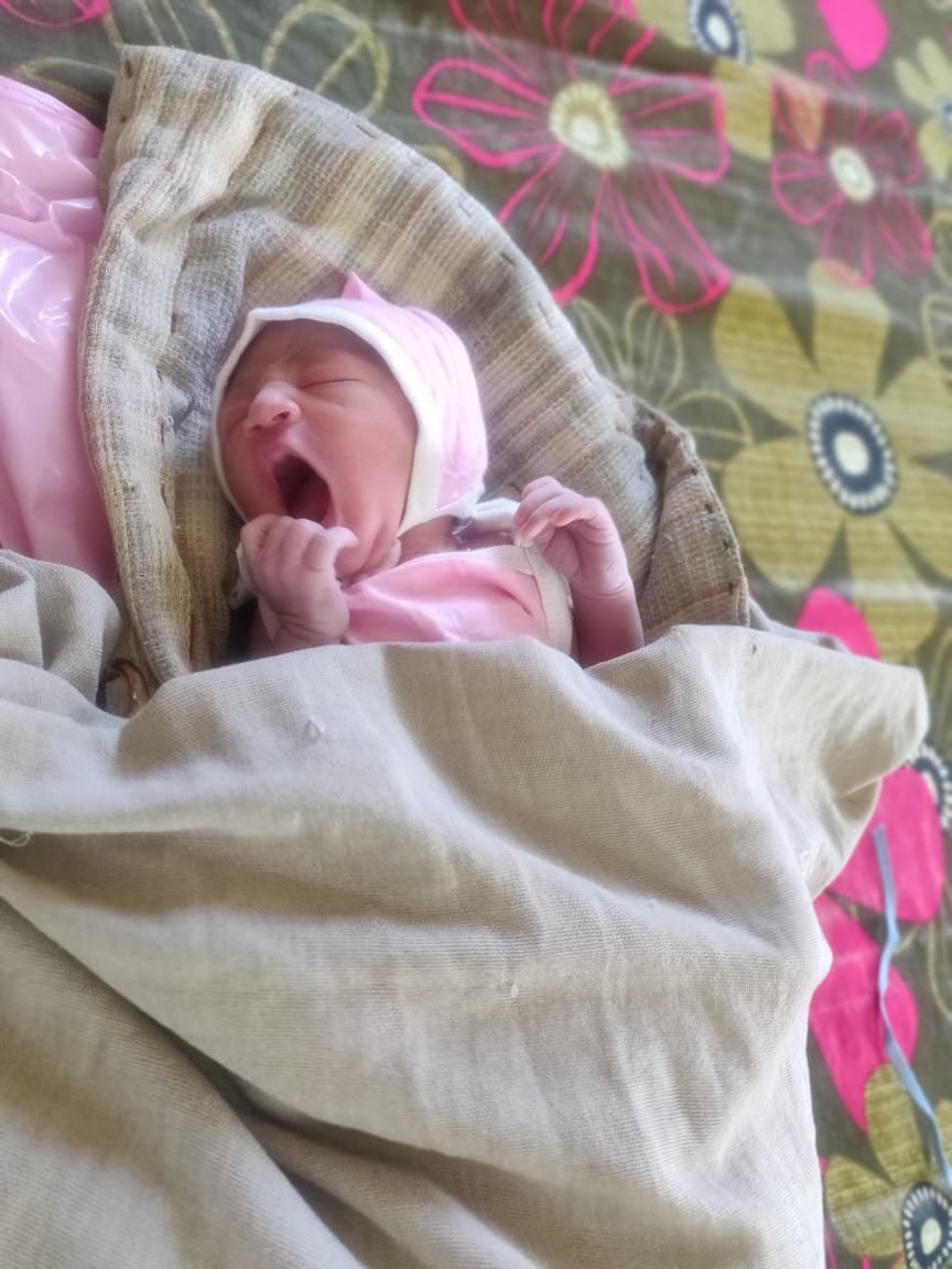 CdhoSabarkantha's tweet photo. #FTND at #phc Balisana , majara, ilol & antursamba. All jssk benefits & sanitary napkin given.
#IBNC done. #Latching & #KMC explained.
# Inj Vit K1, & Birth vaccine given. #goodjob @GujHFWDept @NHMGujarat @CollectorSK @sabarkanthadp https://t.co/OHQh26Re4j