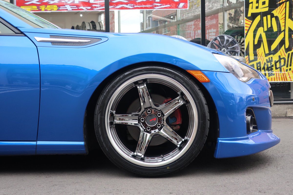 taiyakan0608's tweet photo. SUBARU BRZ (ZC6)
CHEVLON GT5S
18inch
青い車体にSBCのカラーが
マッチしてかっこよく仕上がりました👍
ホイール、足回り、アライメント、、、
お気軽にお問い合わせ下さい💪💪
#CHEVLON
#BRZ
#GT5S https://t.co/9SJUHXarxh