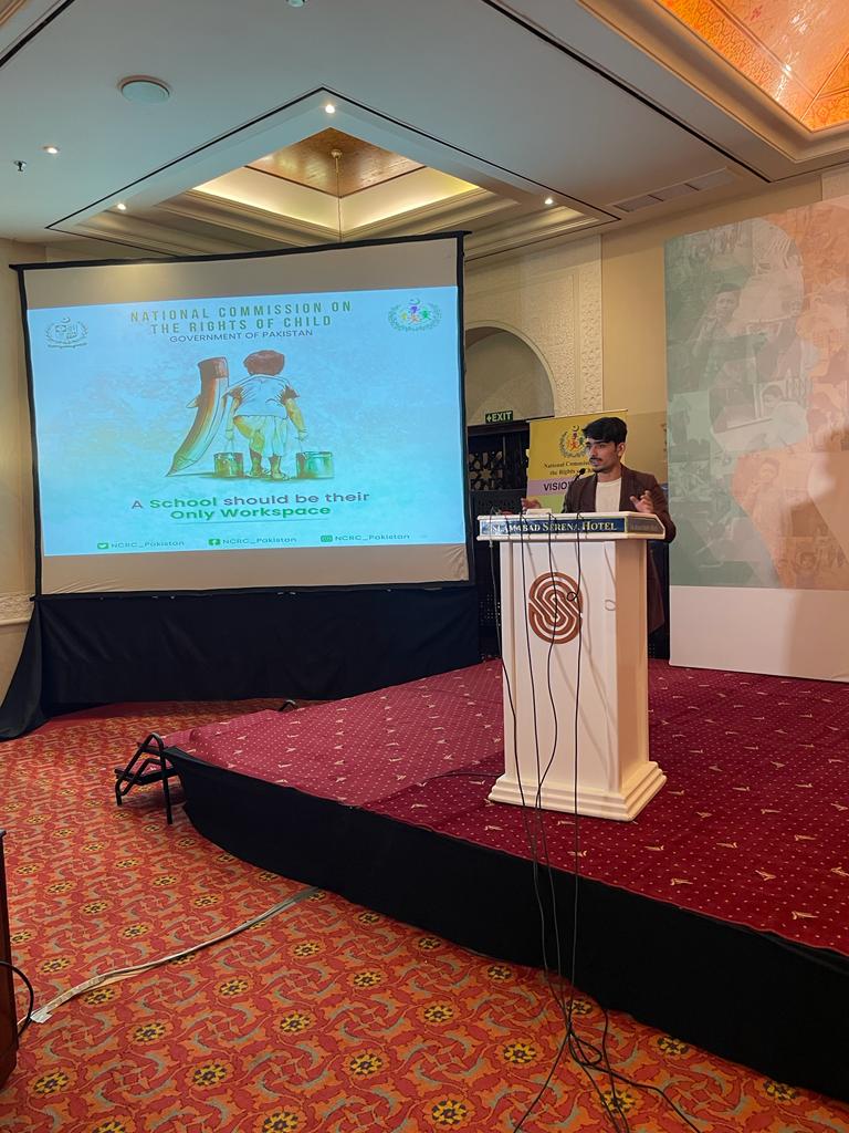 NCRC_Pakistan's tweet photo. "School should be their ONLY Workspace"
says @HashmiTajdar, Child Member @NCRC_Pakistan  @TehseenAfshan @UNICEF_Pakistan @UNICEF @mohrpakistan @savechildren_pk @CRMPakistan @GovtofPakistan 
#EndChildDomesticLabour #childprotection #childrights https://t.co/6xV4JbYkih