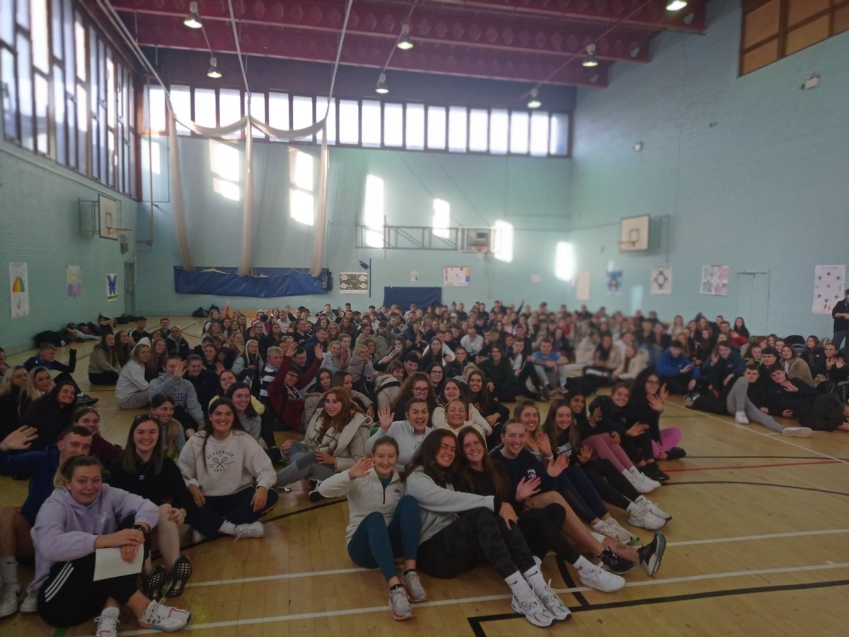 MichaelCJess's tweet photo. Great way to bring the semester to a close with our first #PECP Conference. Almost 300 students  coming together to share ideas on curriculum and pedagogy. Year 4 students sharing their  visions for PE with Year 1 &amp; 2 was a bit special. Congratulations to all who took part 👏👏 https://t.co/6n5fj1bRAS