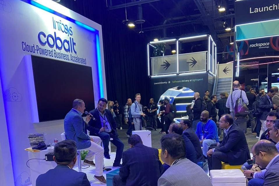InfosysAmericas's tweet photo. Infosys leader @kunalpuri spoke alongside @jhonaman to a packed house about how @infosysequinox on AWS is driving a more humanized digital experience. @AWSreInvent #InfosysAtreInvent22 #AWSreInvent #InfosysCobalt #HumanCentricCommerce https://t.co/6yzOrJSfY8