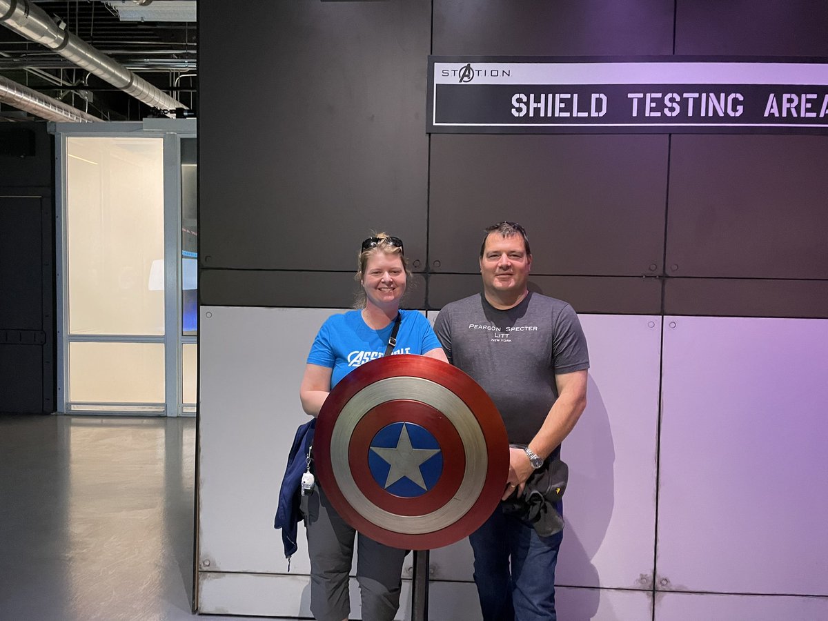 lisaweberobrien's tweet photo. Had an absolute blast geeking out @AvengersStation @TIvegas today with @callme4hogfeed & our wonderful VIP tour guide, Jon.
#AVENGERSSTATION #Avengers #Marvel #Mjolnir
I’ll post more pics in a thread below… https://t.co/FoPwaCbjqK