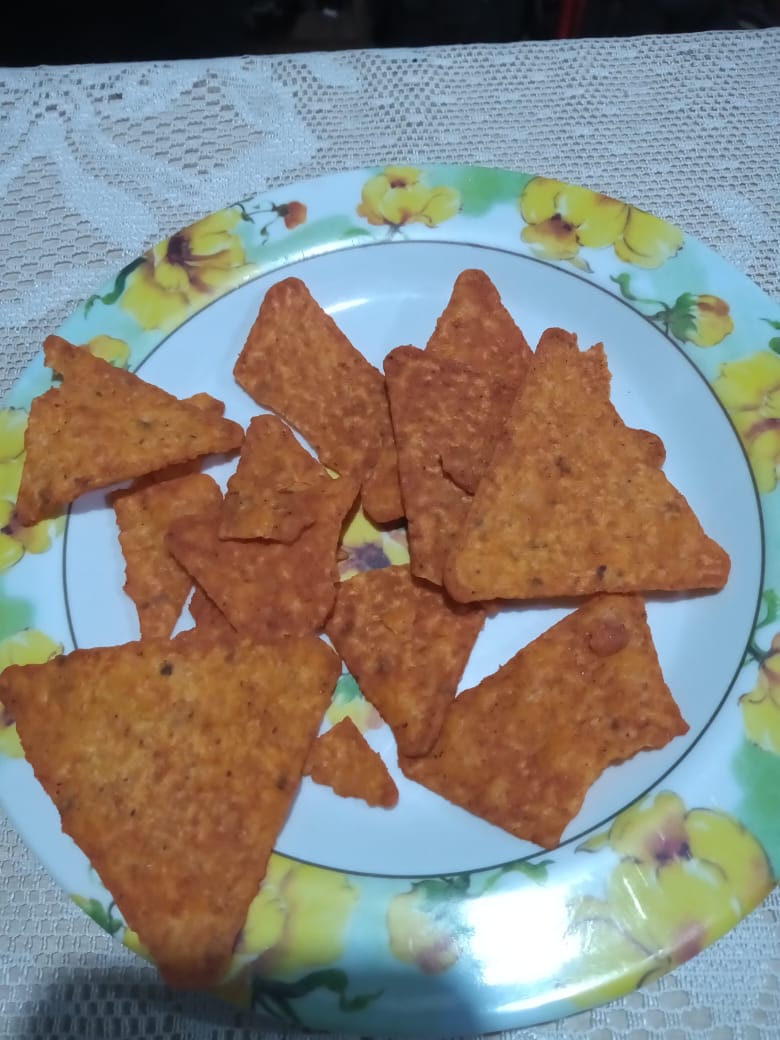 estrellagermani's tweet photo. @Doritos_Mx Compramos unos Doritos pizzerolas y nos salieron solo 10 Doritos :(( https://t.co/2H7G4TDFos