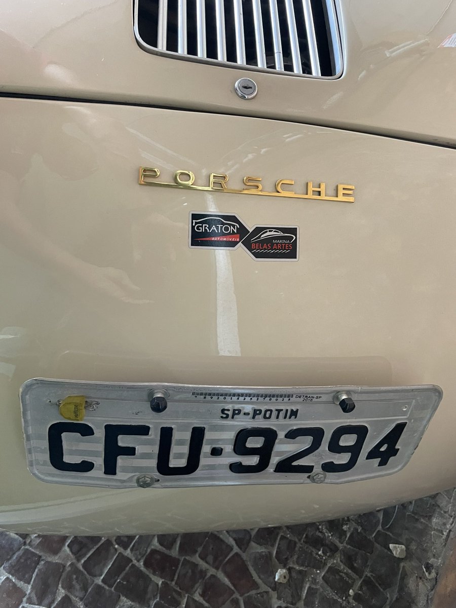 neun11er's tweet photo. Porsche Replica for sale. Made in Brazil. 
What do you think? https://t.co/XG8qnMIDPy