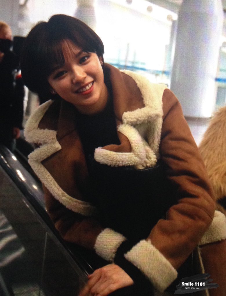 jeongyeon‏ (@yjylooks) on Twitter photo 