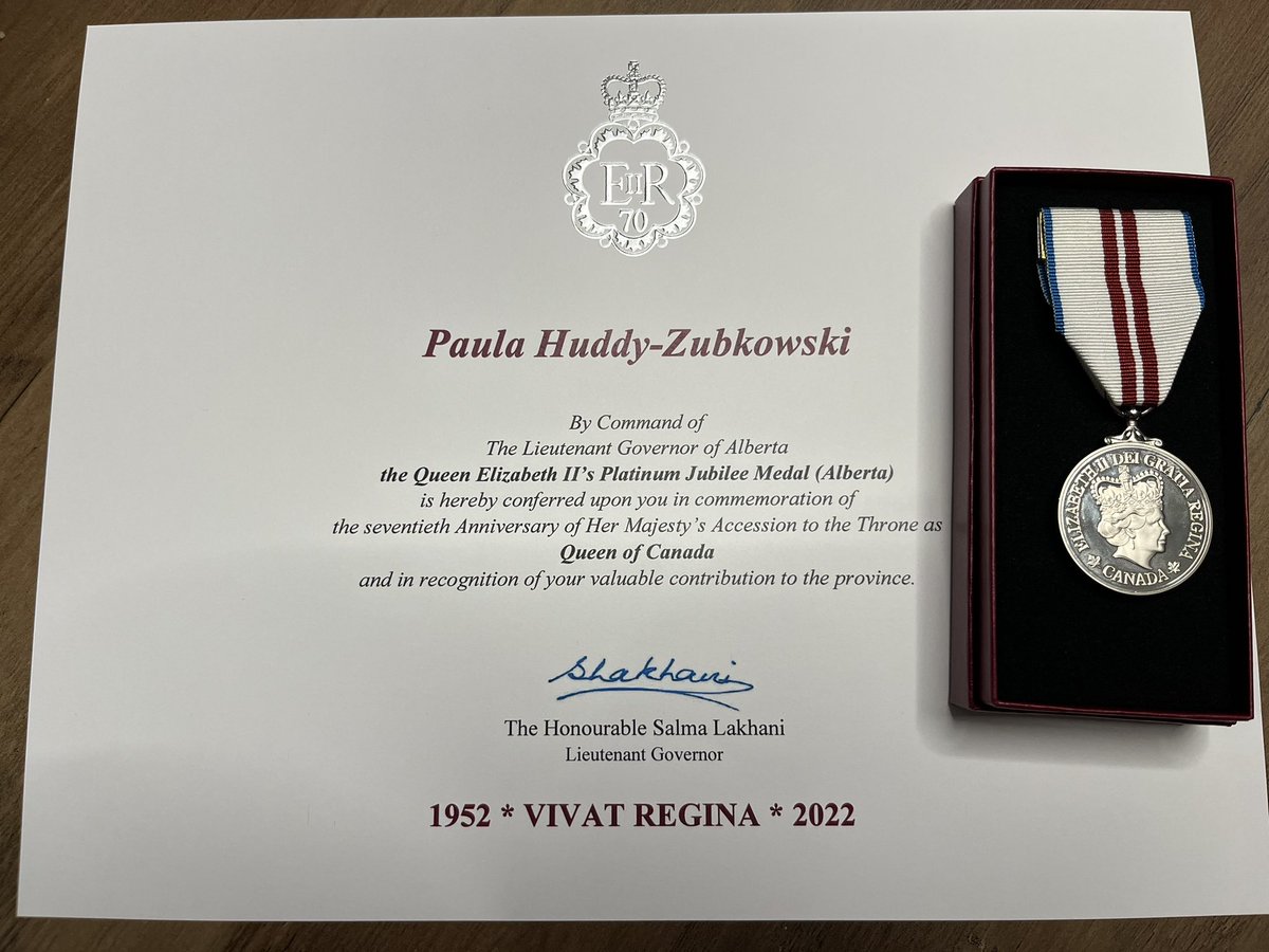 PaulaHuddy tweet media