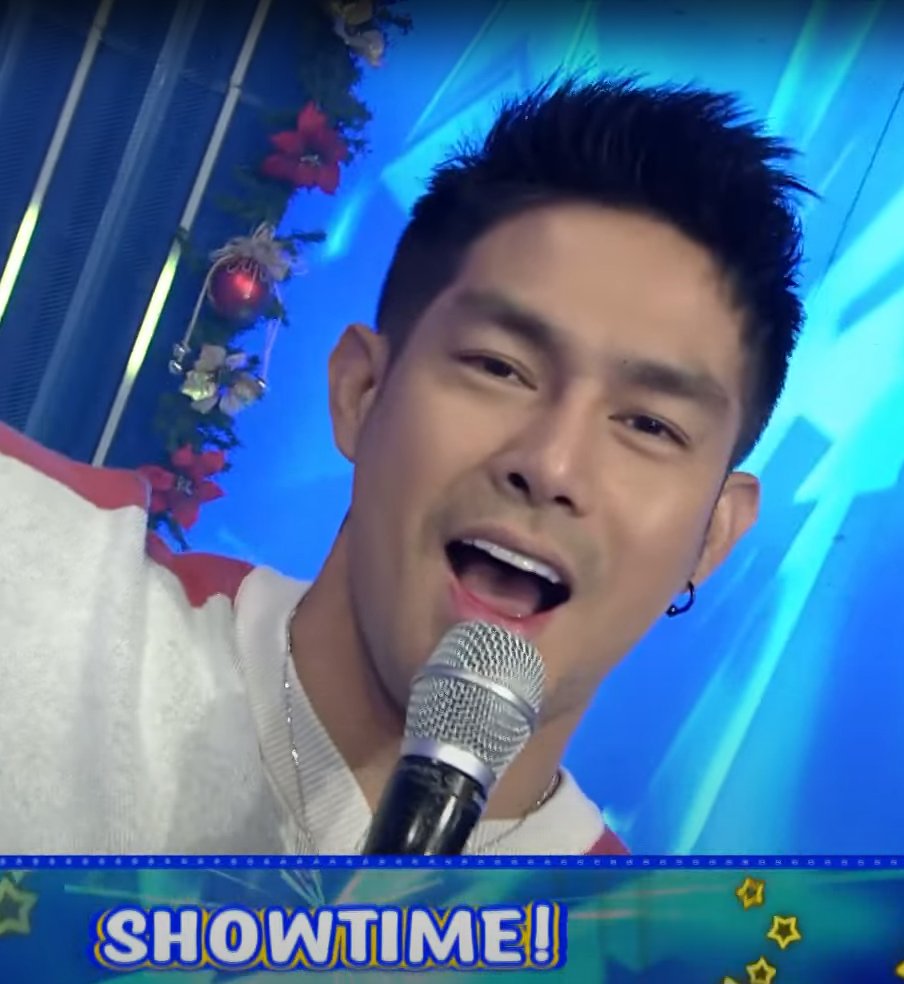 rsplawers's tweet photo. cute ion!!!

#ViceGanda | #ViceIon | #IonPerez
#ShowtimeTambayanan https://t.co/ZtWghKNx9K