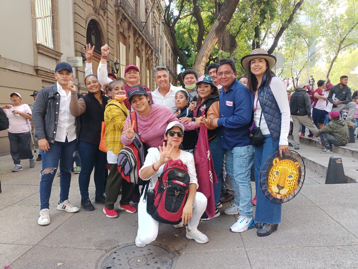 francomendezmx's tweet photo. La marcha del pueblo fue para celebrar y defender 4 años de un gobierno austero y sin corrupción, que ve primero por los que más lo necesitan.
Caminamos tod@s juntos para celebrar que seguiremos haciendo historia.👨‍🦳🇲🇽
@LaydaSansores
@ErickReyesLeon

#EsUnHonorMARCHARconObrador https://t.co/0aoJNzsP5y