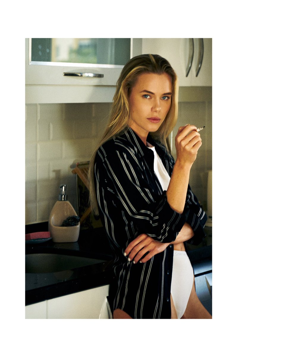fokinvisual's tweet photo. Liza

// photoshoot at home

#NFTs #portraitphotographer #twitterphoto #modelagency #modeltest #magazine #GM https://t.co/e2wF8irJSJ