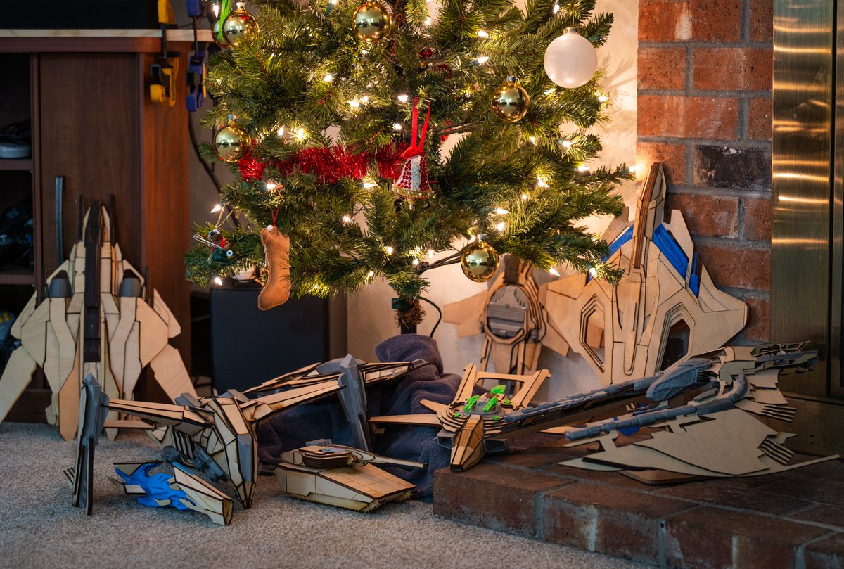 Rice_Maiden's tweet photo. Whose gifting the gift of Star Citizen this holiday season? #StarCitizen https://t.co/AaGbw17n4g