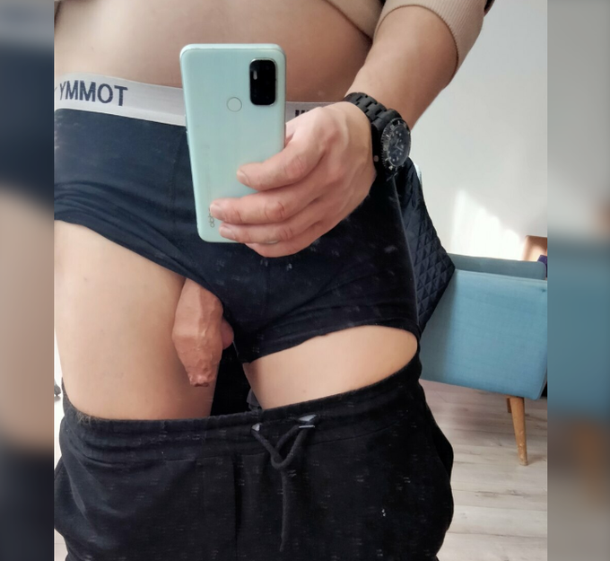 Want to hang out 😂 If you like what you see send me a deposit you little cash Slutss pay your tribute<a href="/tag/gay"class="tags"><span>#gay</span></a><a href="/tag/findom"class="tags"><span>#findom</span></a><a href="/tag/paypig"class="tags"><span>#paypig</span></a><a href="/tag/moneyslaves"class="tags"><span>#moneyslaves</span></a><a href="/tag/walletdrain"class="tags"><span>#walletdrain</span></a>