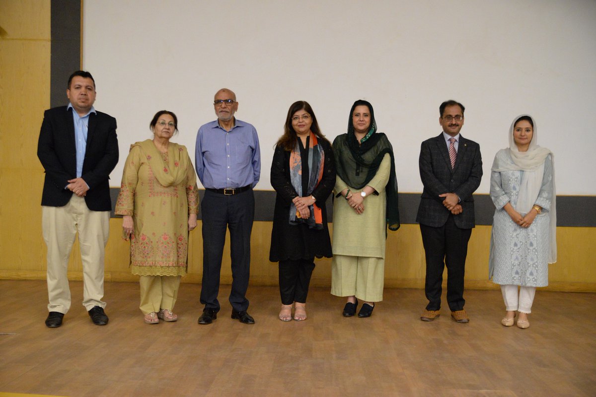 Ziauddin University tweet media