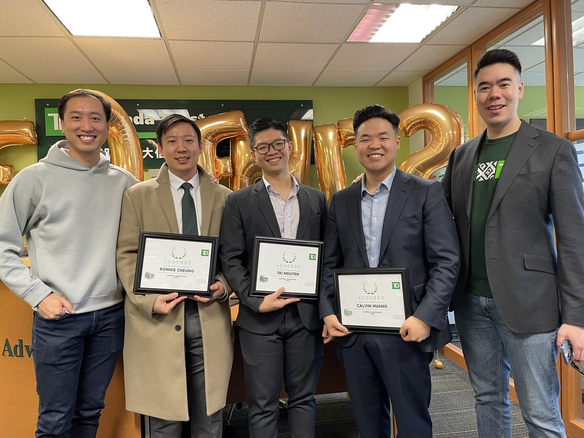 Congratulations to the three with the biggest smile😆!! Tri, Ronnie, and Calvin Thank you for demonstrating our shared commitments day in and day out! YOU represent the Oakridge spirit💚 #LegendsF22 <a href="/WesHo_TD/">Wesley Ho</a> <a href="/AmynJessa_TD/">Amyn Jessa</a> <a href="/juliearmour_td/">Julie Armour</a>
