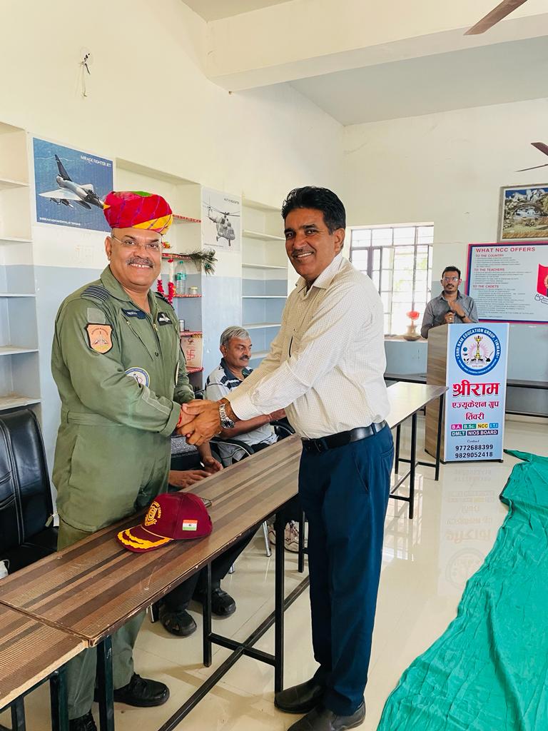 ishwarc98865831's tweet photo. On the occasion of NCC Day, Aero Modeling Sow was organized by senior officers from 4 Raj Air Sqn ncc Jodhpur, Group Captain Nishant ji Sharma Sir and NCC cadets at Shri Ram Mahavidyalaya, Tinwari.
@HQ_DG_NCC @rudrakshmukhi @CaptainR1996 @Lt_R_Bishnoi @Saxenadivya21 @asnirban03 https://t.co/MlZbnIeoDg