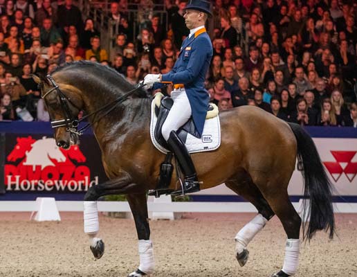 CRAchinaracing's tweet photo. The 2022 WBFSH Stallions of the Year was announced on 22 November. As always, the WBFSH Sire Rankings are calculated and fully verified with the FEI performance data, providing an excellent indicator of the achievements of certain bloodlines in performance breeding. https://t.co/bxoVuG2b4t