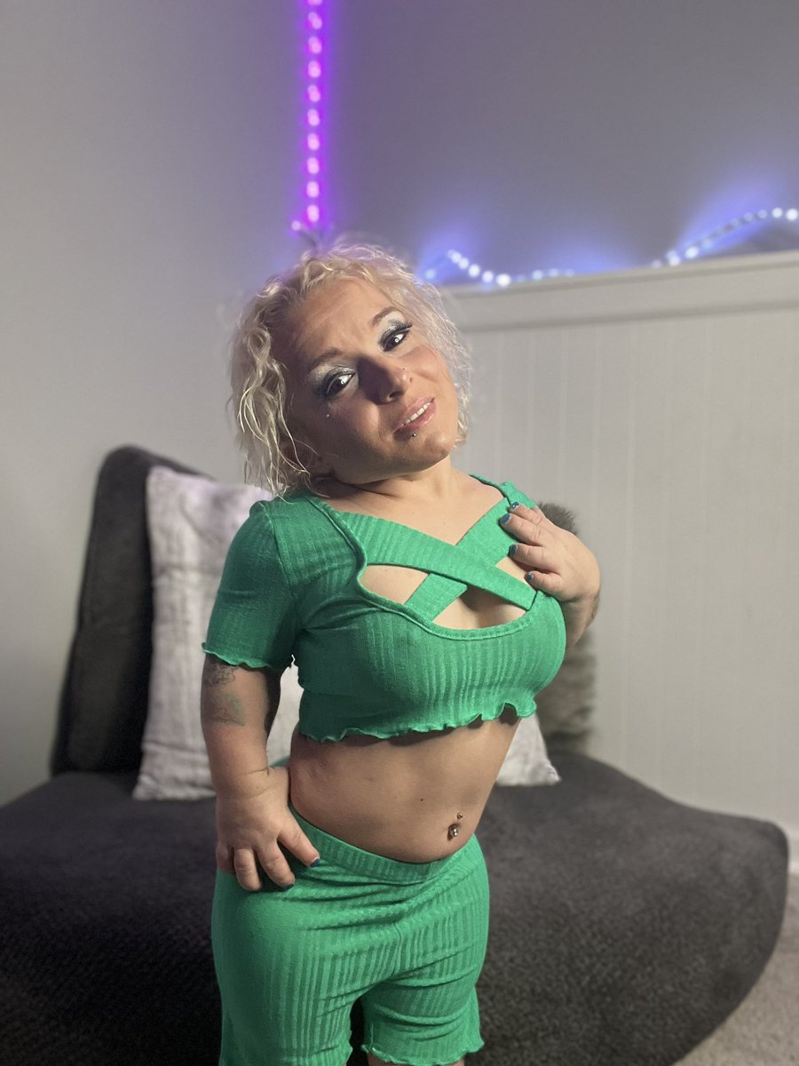 Sassee Cassee sassee_cassee , Twitter Profile