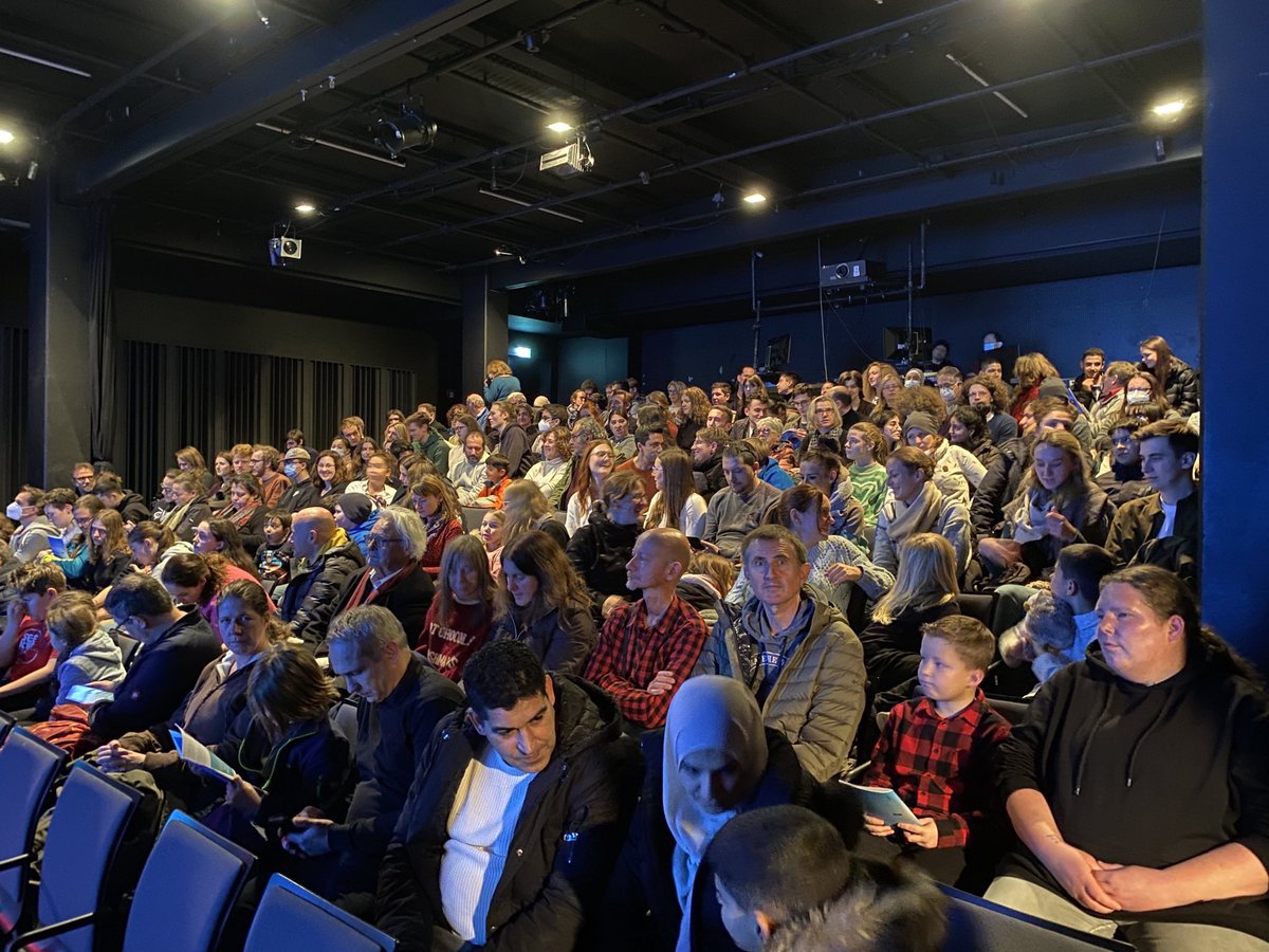 MAlpoguz's tweet photo. Die #visionale 2022 ist vorbei. Es waren intensive Tage mit vielen tollen Medienprojekten von Kindern, Jugendlichen und jungen Erwachsenen. Ich freue mich schon auf nächstes Jahr. https://t.co/d17p9DkSgg