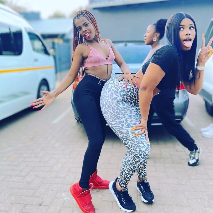 Kuzoshiyana ukwenza 💕 @sho  #ThisBodyWorksForMe https://t.co/mrJSVRvyHj<a class="tags" target="_blank" title="On Twitter" href="/?out=eyJ0eXAiOiJKV1QiLCJhbGciOiJIUzUxMiJ9.eyJpYXQiOjE3MjU1MTM2ODgsImlzcyI6InR3cG9ybnN0YXJzLmNvbSIsIm5iZiI6MTcyNTUxMzY4OCwiZXhwIjoxNzU3MDQ5Njg4LCJyZWRpcmVjdF91cmwiOiJodHRwczovL3R3aXR0ZXIuY29tL3NobyJ9.44at7WhzeoPgWnKaAJkzbdgNQ_gp_kP_gVHL1xegyloGu9K3cBYZavWh7hUfwq2JwigxLB0ifIxRjzG6WCx3uQ">@sho</a><a href="/tag/thisbodyworksforme"class="tags">#ThisBodyWorksForMe</a>
