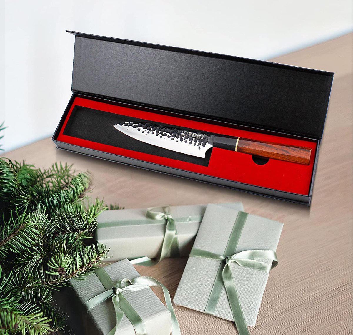 CNKitchenKnives's tweet photo. Japanese knives are coveted for their beautiful and detailed design, as well as the cuts they produce.
#japaneseknife #kitchenknife #gift #kitchen #knife #knives #japanesekitchenknife #forged #proknife #sharpknife #handmade https://t.co/7PrrGU6e0V