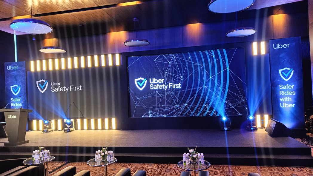 ExpressDrives's tweet photo. We're at the #Uber Safety First program in #Delhi. The company will unveil its latest tech-led safety features and share details about its enhanced customer experience.
@Uber @Uber_India #UberSafetyFirst https://t.co/iYrKjAAyZi