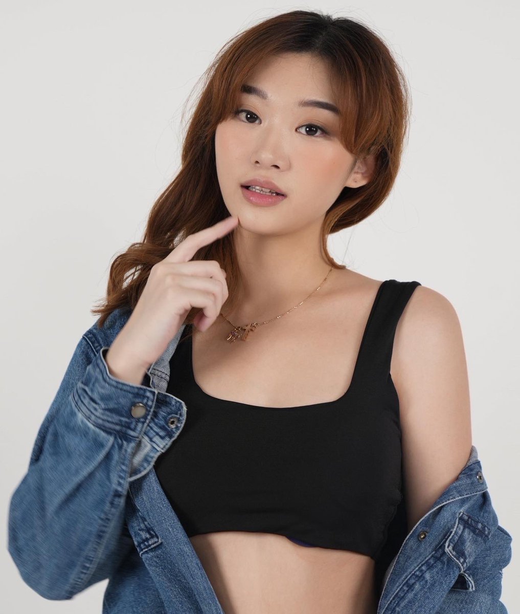 livy on Twitter "🤍🤍"