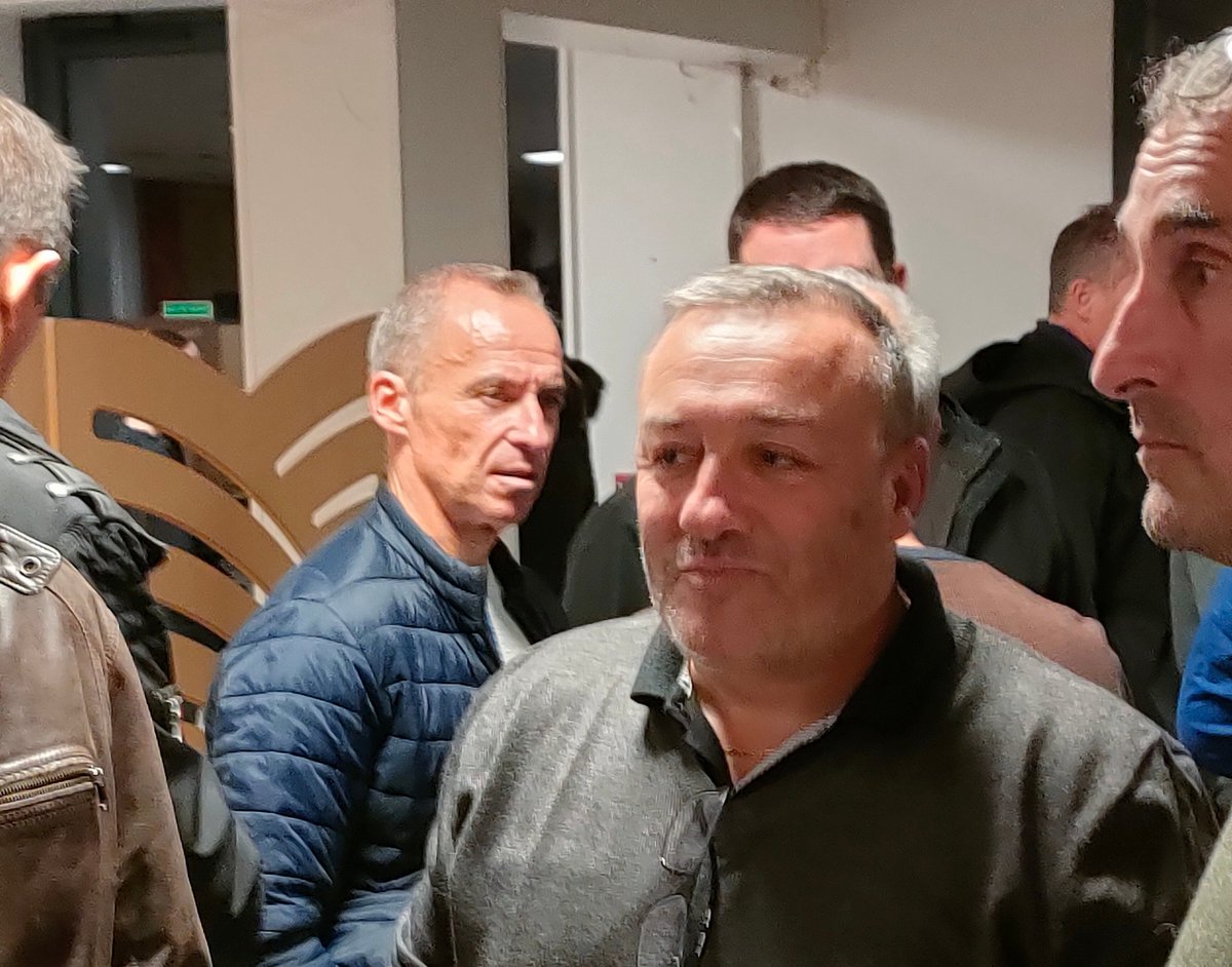 FVaysse's tweet photo. A #Perpignan hier soir pour réunion des adhérents #UFAP. Travail+ convivialité ! Merci à Pierre et Johann pour l'invitation. #UNSA https://t.co/79vRqcVwze