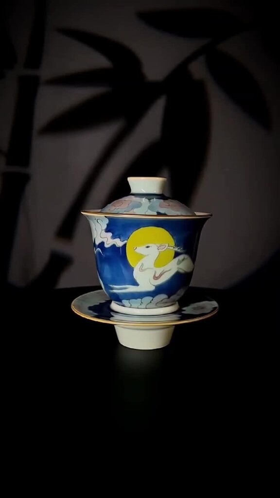 chinateaspirit's tweet photo. Sacred deer Gaiwan.
.
.
.
.
.
#chado #chawan #chadao #gongfucha #gongfutea #thewayoftea #teaculture #chinesetea #teabowl #teasession #teaware #taiwantea #茶具 #茶道具 #tealife #teaphoto #gaiwan #gongfubrewing #kyusu #brewingtea #teahead #teaphotograp… https://t.co/WuCOpzHIaa https://t.co/dLv7zrc51N