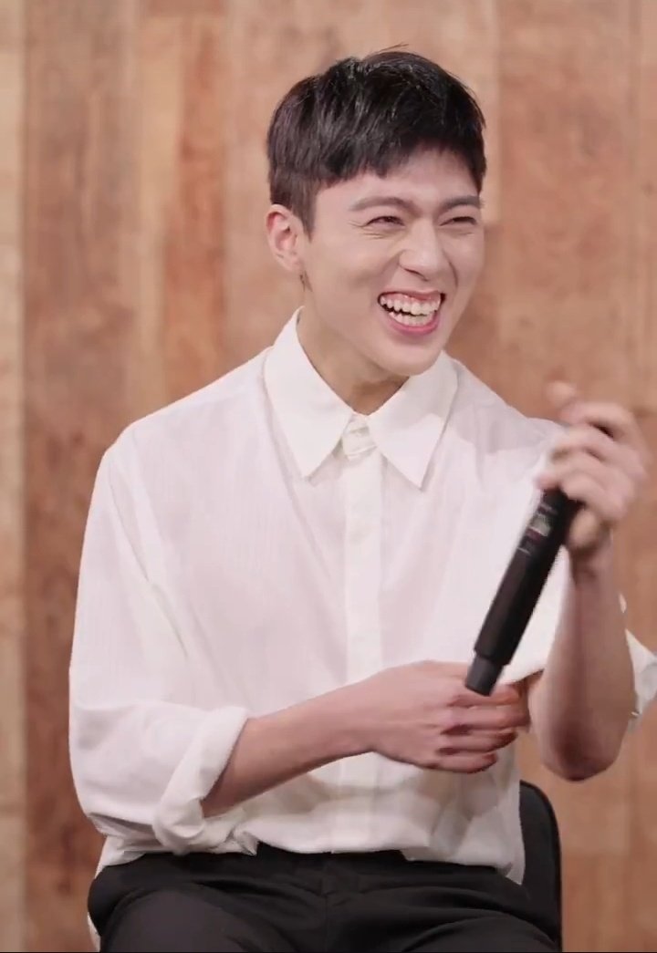 gwonui's tweet image. i live for sangwoo's smile 🥺🤍