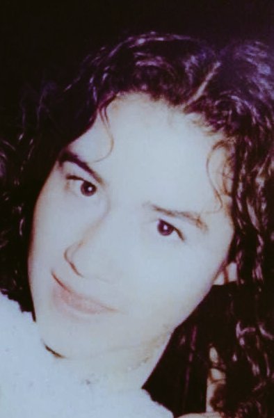 unicorn2305's tweet photo. Dicen que cuando conoces el amor de tu vida, el tiempo se detiene! Pero el mío estuvo suspendido por 20 años, en un letargo lleno de altibajos y excelentes momentos y hoy, nuevamente retoma su ritmo, ahora con mas fuerza, con mas brillo, con un color diferente y con Él de mi mano https://t.co/BDU5Zz3Y5V