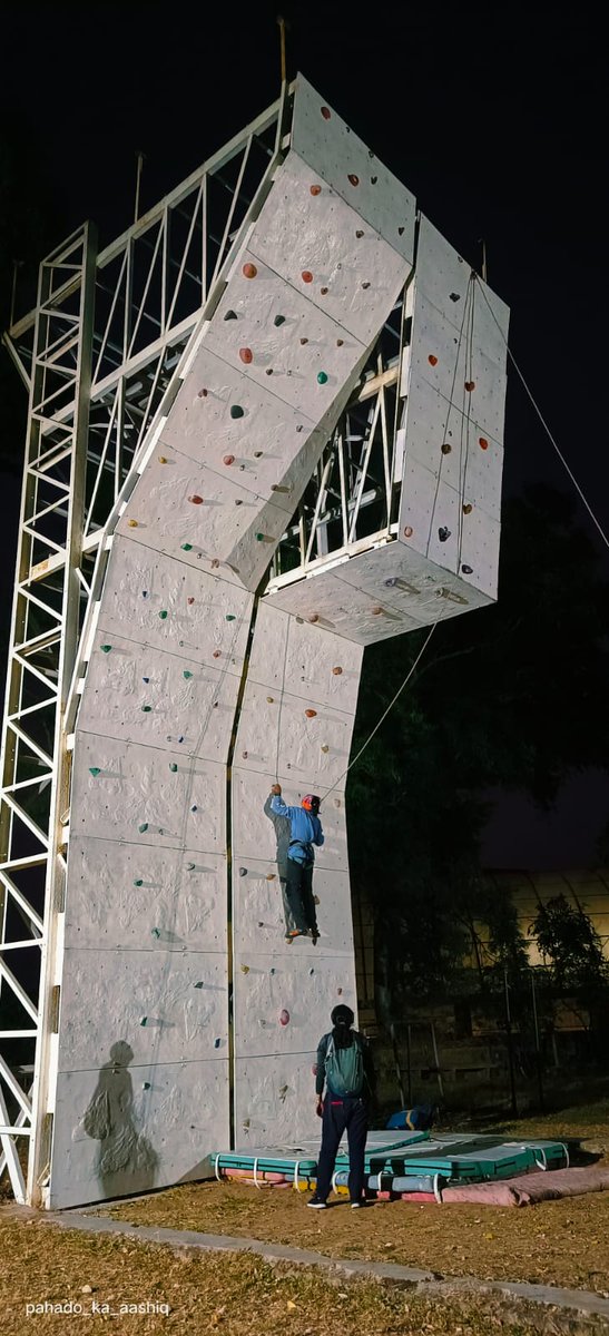 SigmaPharmacy's tweet photo. GTU has sponsored an Adventure course of Mountaineering, which is organized at Mt. Abu,  Mr. Kunj Patel  &amp; Ms Hemangi Prajapati represented Sigma Institute of Pharmacy, and have become  a Role Model for rest of all their  counterparts.
#journeyofecellence #drumeshupadhyay https://t.co/kRkFeOssGX
