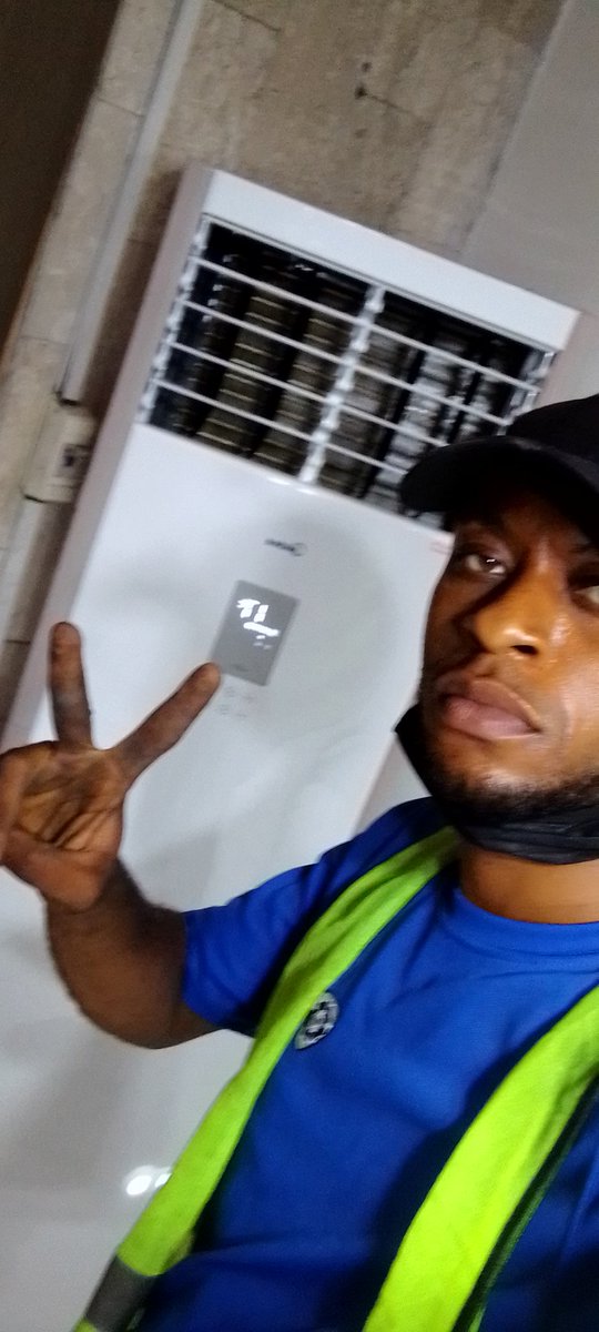 AgullaKingsley's tweet photo. Day or Night or even Early Morning and anywhere in port Harcourt  we will be there for you!❤️💪💪Thank you for Trusting our services  ❤️Another satisfied customer!! AC Shop at your service! 🙋We install, repair, air conditioning  and refrigeration units: call us on : 08166402599 https://t.co/zW1QnVf5Os